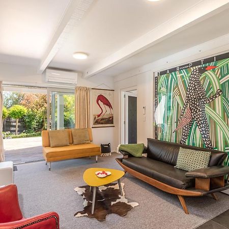 Ferienwohnung Retro Living - Lush Garden Christchurch Exterior foto