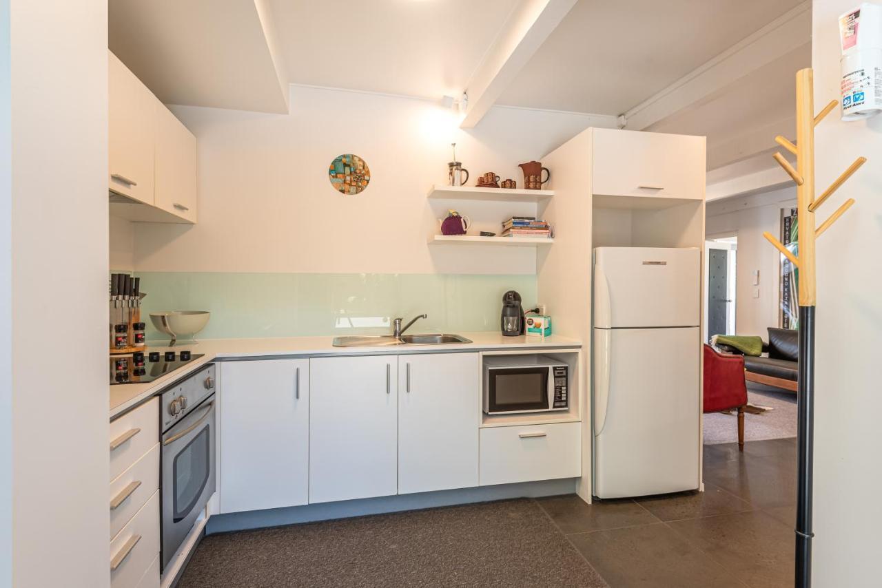 Ferienwohnung Retro Living - Lush Garden Christchurch Exterior foto