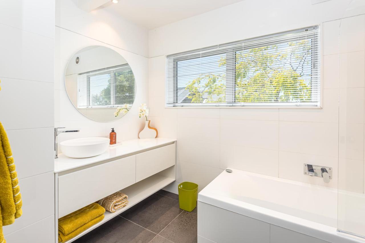 Ferienwohnung Retro Living - Lush Garden Christchurch Exterior foto